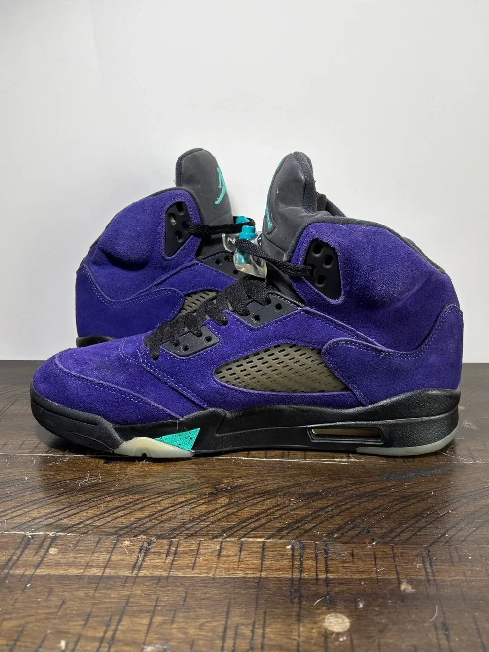 Air Jordan 5 Retro “Alternate Grape” Sneakers